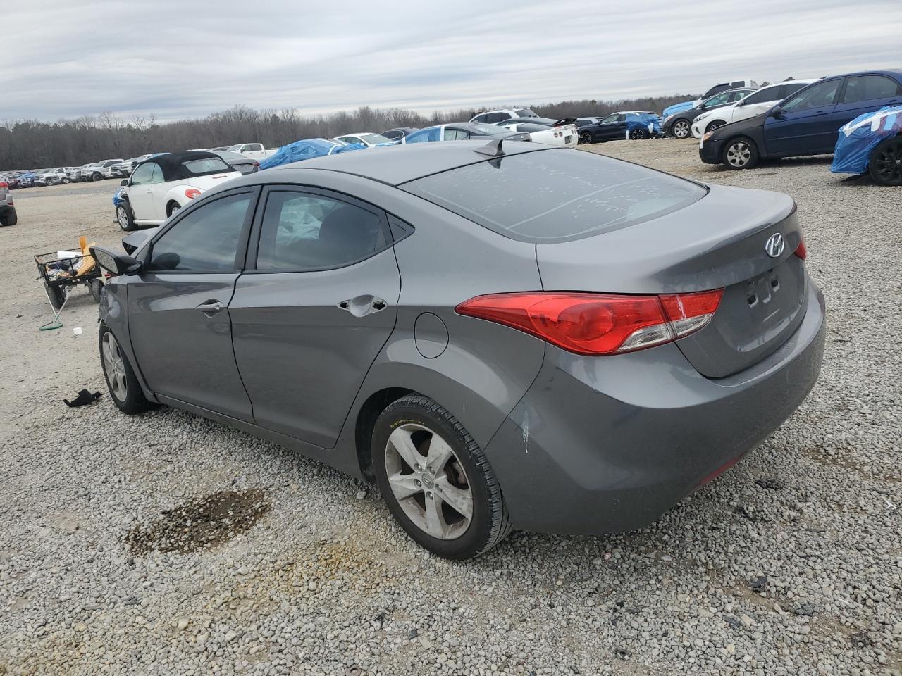 2012 Hyundai Elantra - Image 2