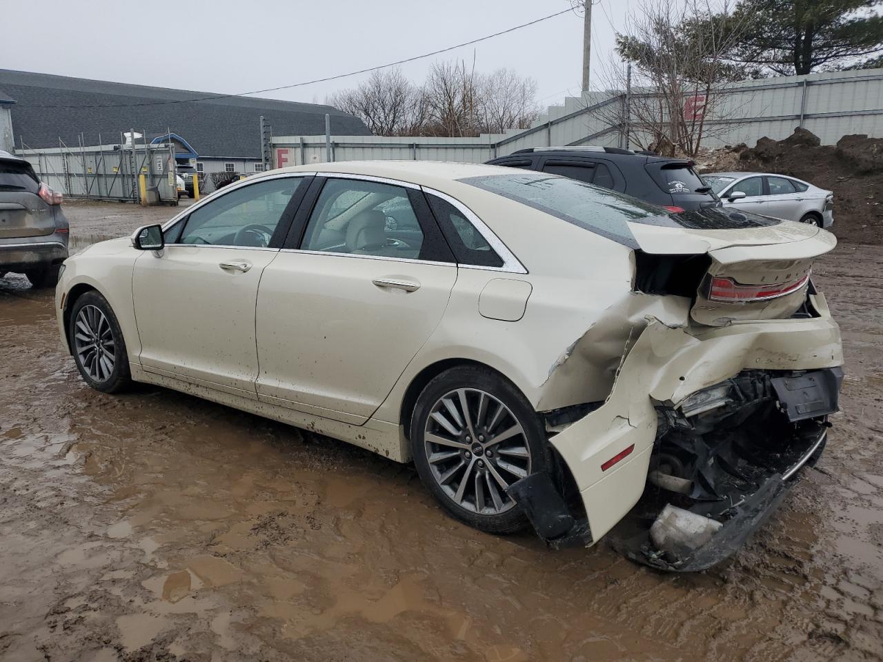 2018 Lincoln MKZ - Image 2