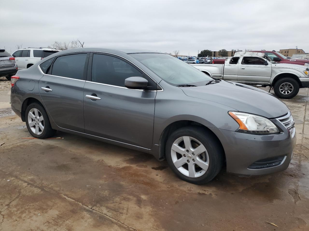 2015 Nissan Sentra - Image 4