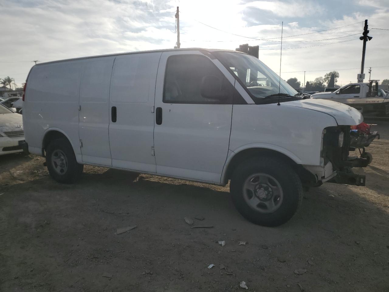 2008 Chevrolet Express - Image 4