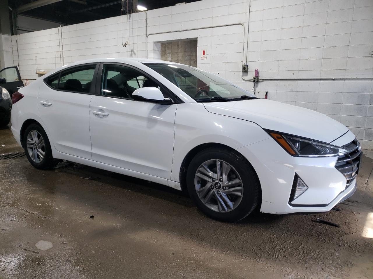 2020 Hyundai Elantra - Image 4
