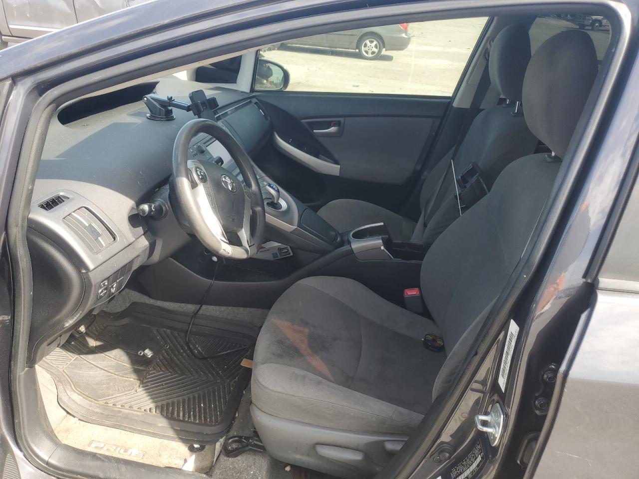 2012 Toyota Prius - Image 7