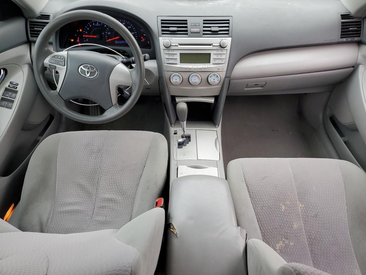 2011 Toyota Camry - Image 8