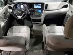 2019 Toyota Sienna  للبيع في Center Rutland، VT - Rear End