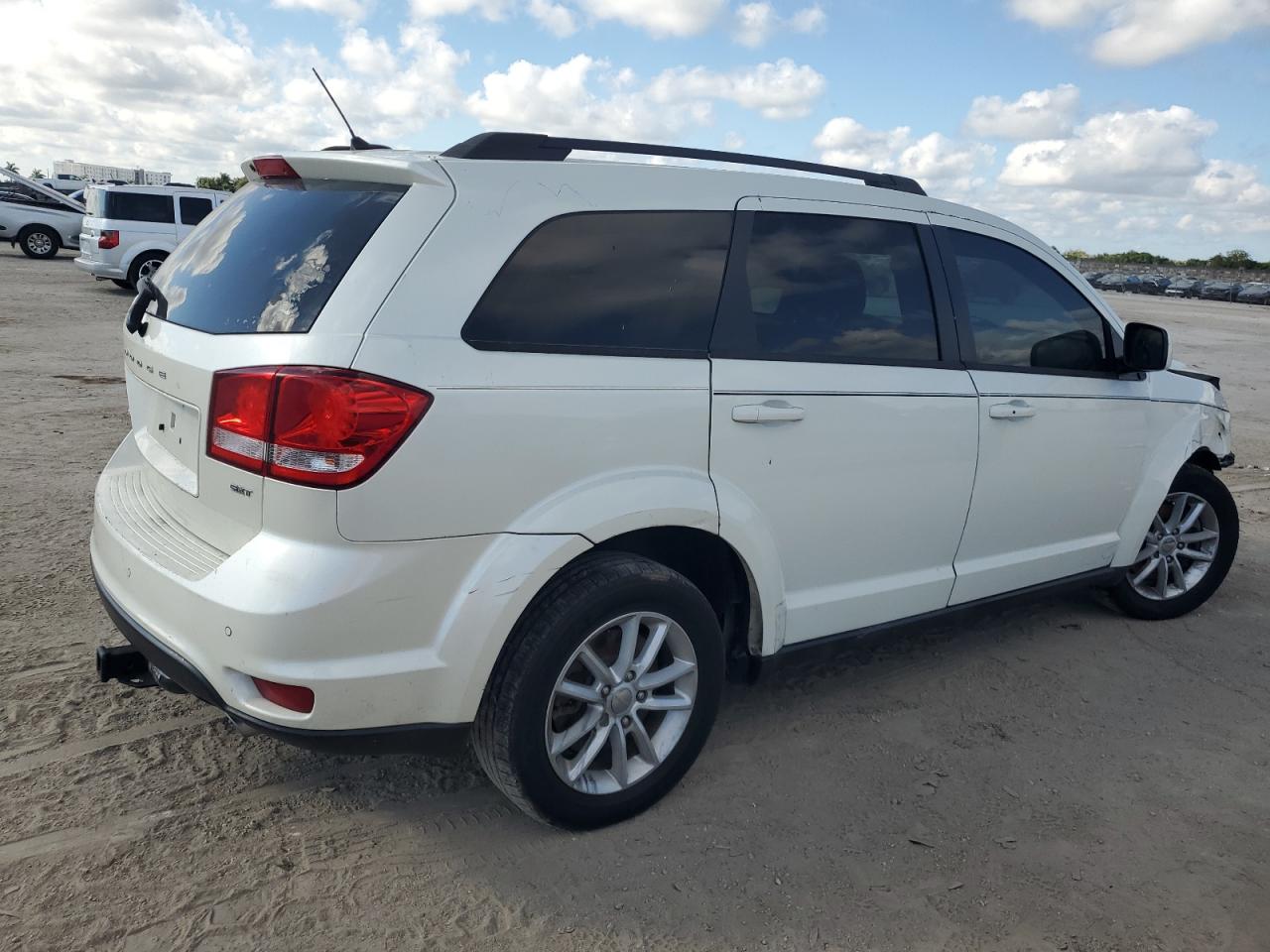 2015 Dodge Journey - Image 3
