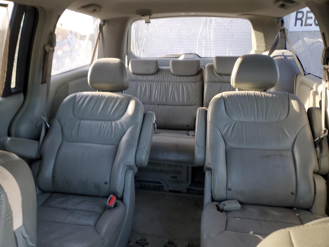 2006 Honda Odyssey - Image 10
