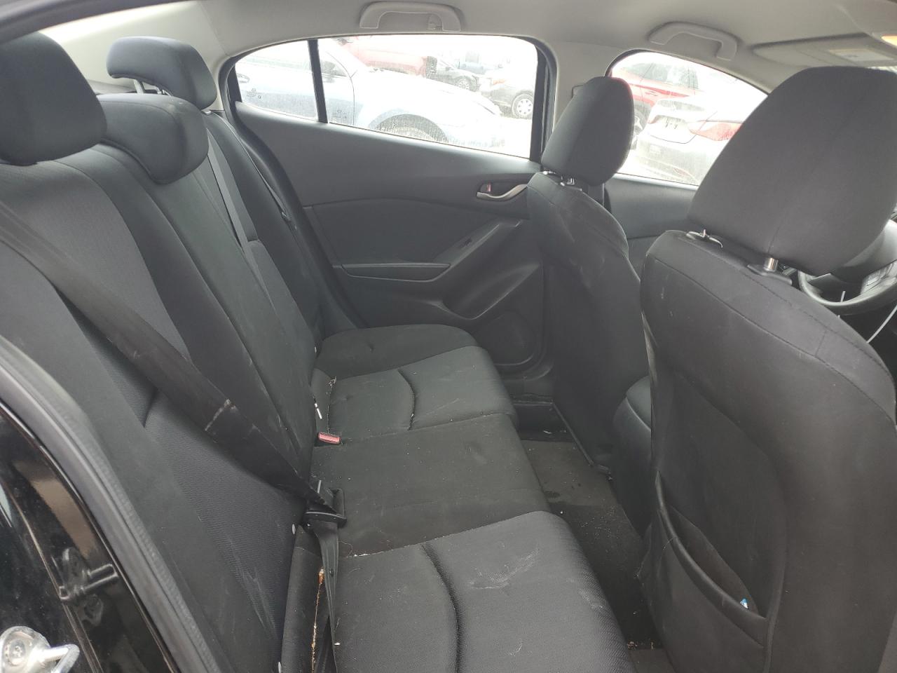 2016 Mazda 3 - Image 10