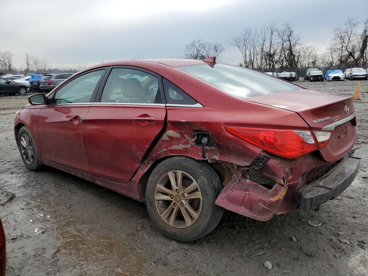 2013 Hyundai Sonata - Image 2