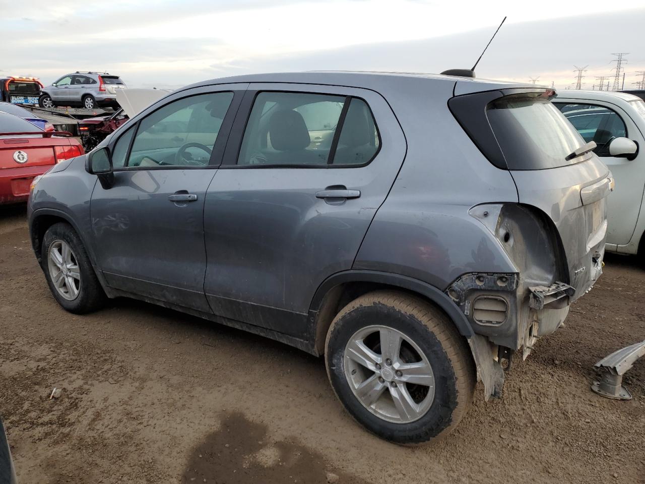 2020 Chevrolet Trax - Image 2