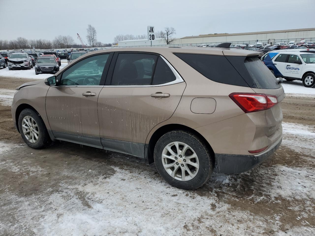 2019 Chevrolet Equinox - Image 2