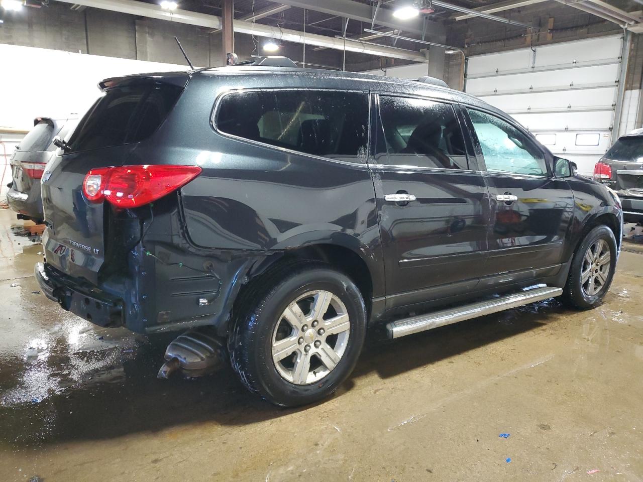 2011 Chevrolet Traverse - Image 3