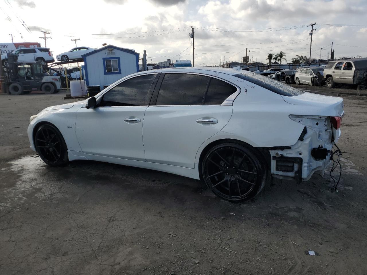 2016 Infiniti Q50 - Image 2
