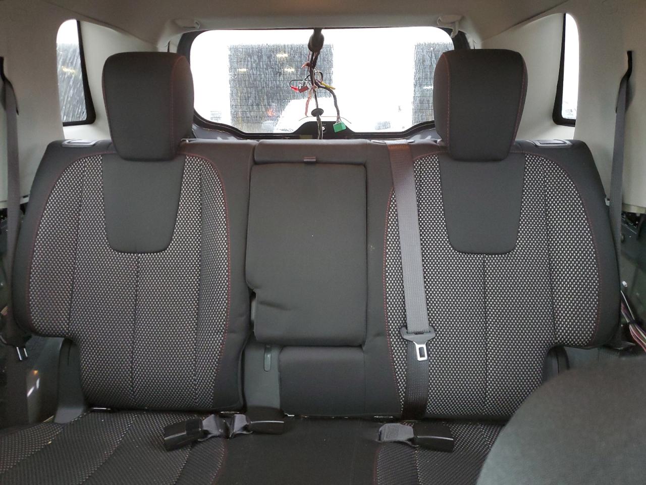 2016 GMC Terrain - Image 10
