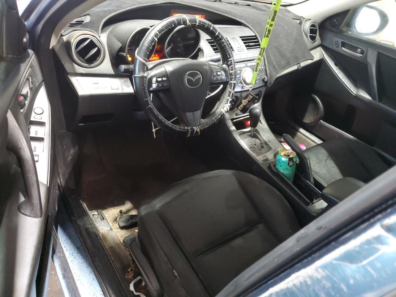 2010 Mazda 3 - Image 8