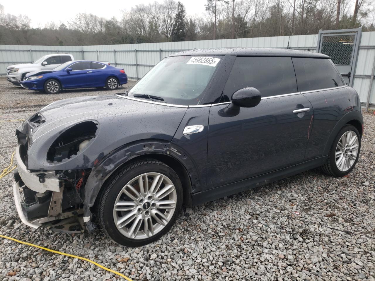 2015 MINI Cooper - Image 1
