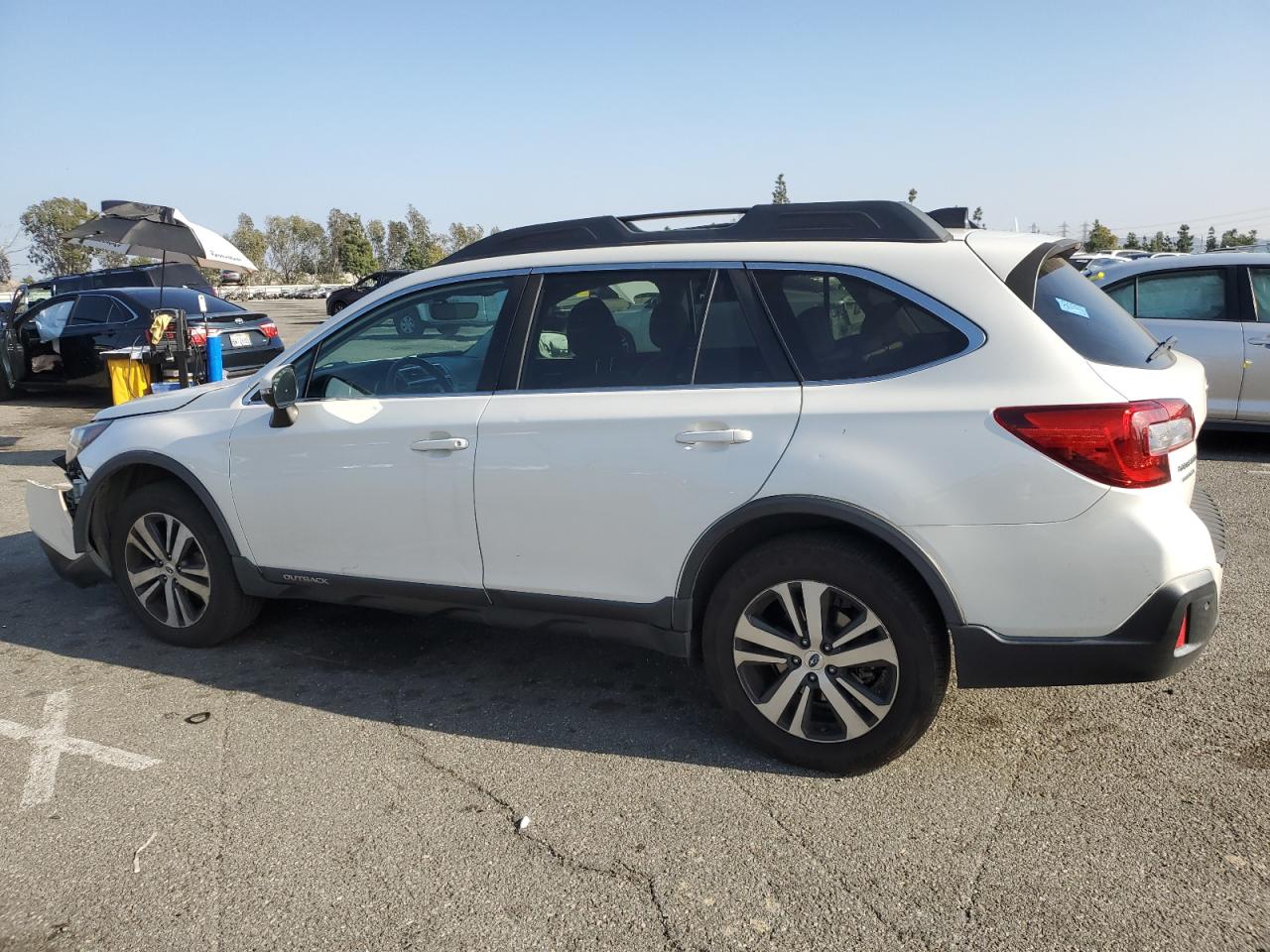 2018 Subaru Outback - Image 2