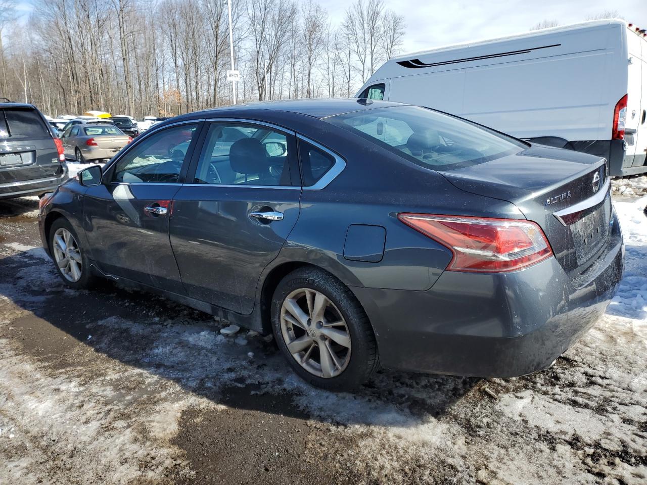 2013 Nissan Altima - Image 2