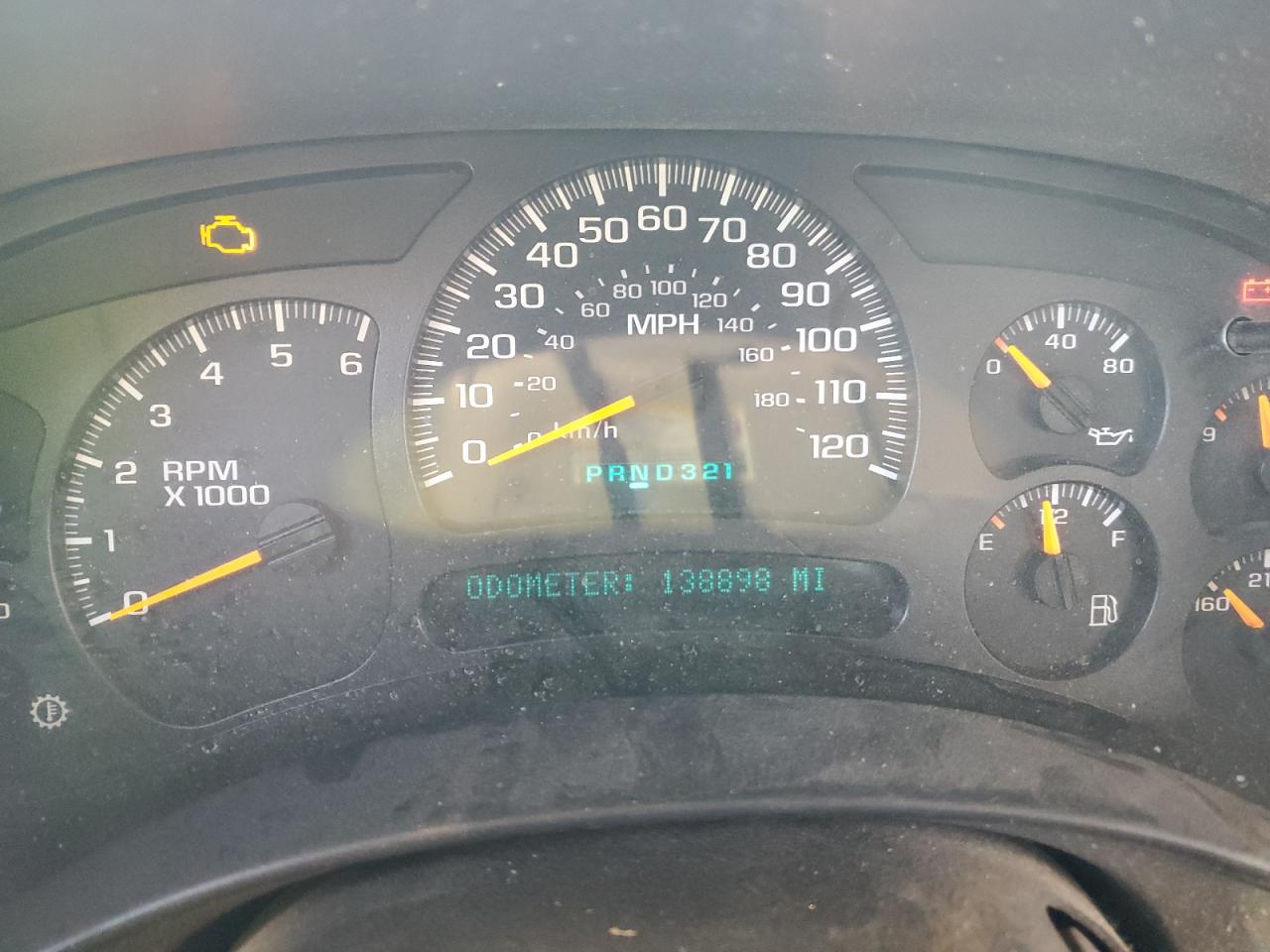 2004 GMC Sierra K2500 Heavy Duty VIN: 1GTHK23U24F239057 Lot: 44632275