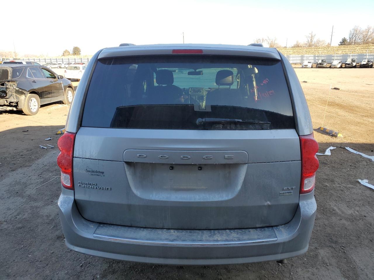 2014 Dodge Caravan - Image 6