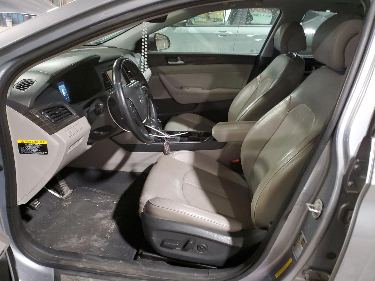 2015 Hyundai Sonata - Image 7