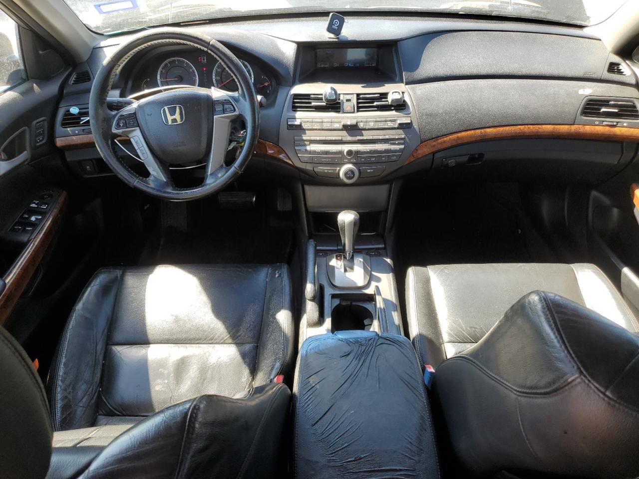 2011 Honda Accord - Image 8