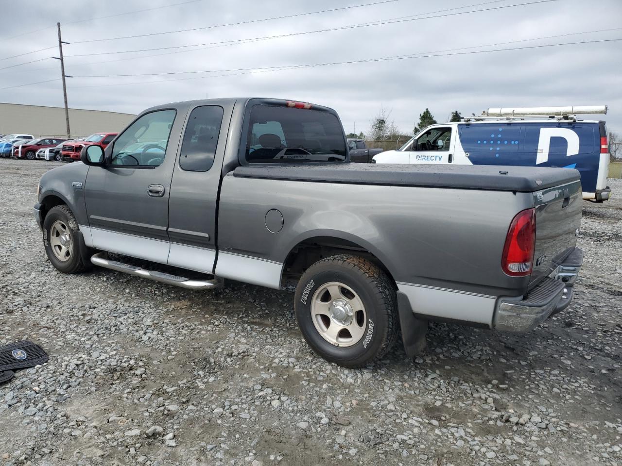 2002 Ford F-150 - Image 2