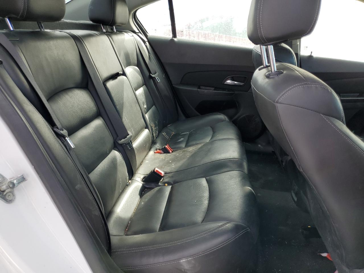 2014 Chevrolet Cruze - Image 10