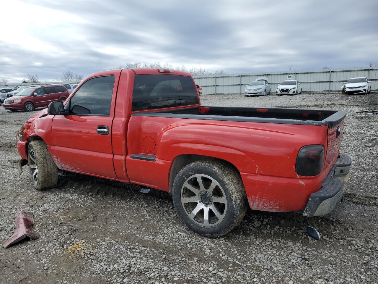 2000 GMC Sierra - Image 2