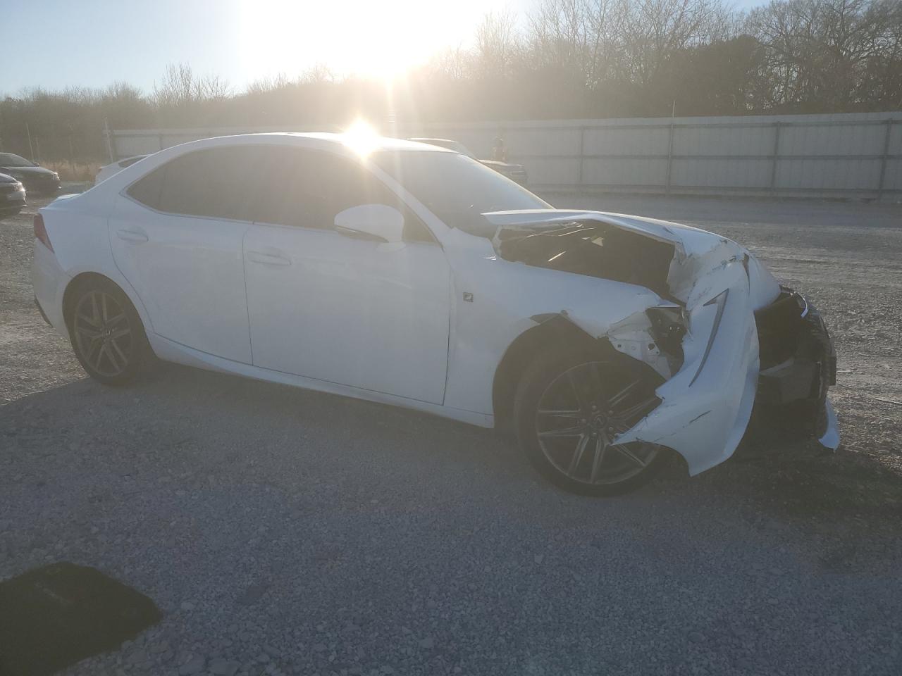 2014 Lexus IS - Image 4