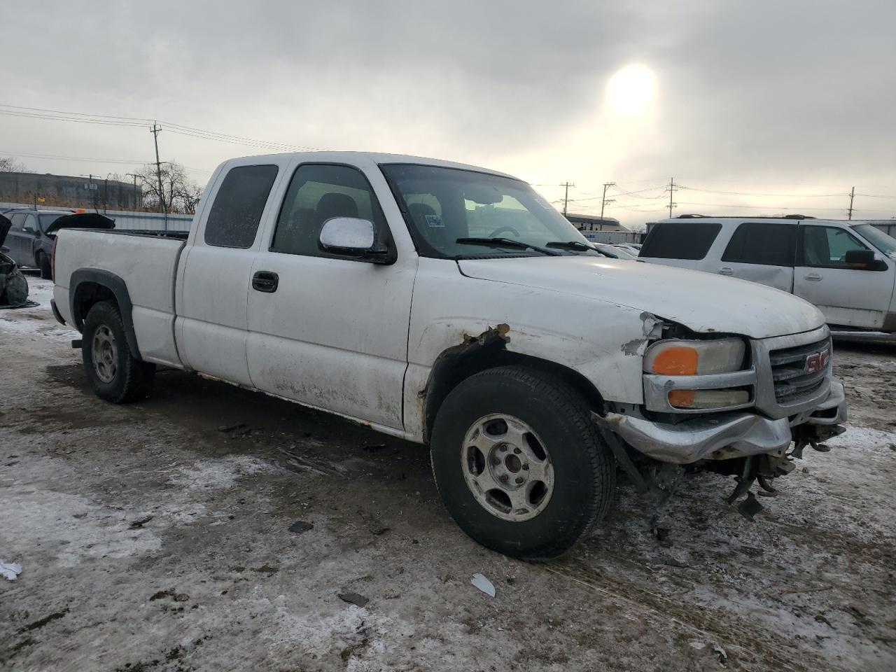 2006 GMC Sierra - Image 4