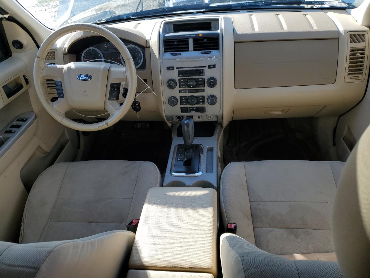 2010 Ford Escape - Image 8