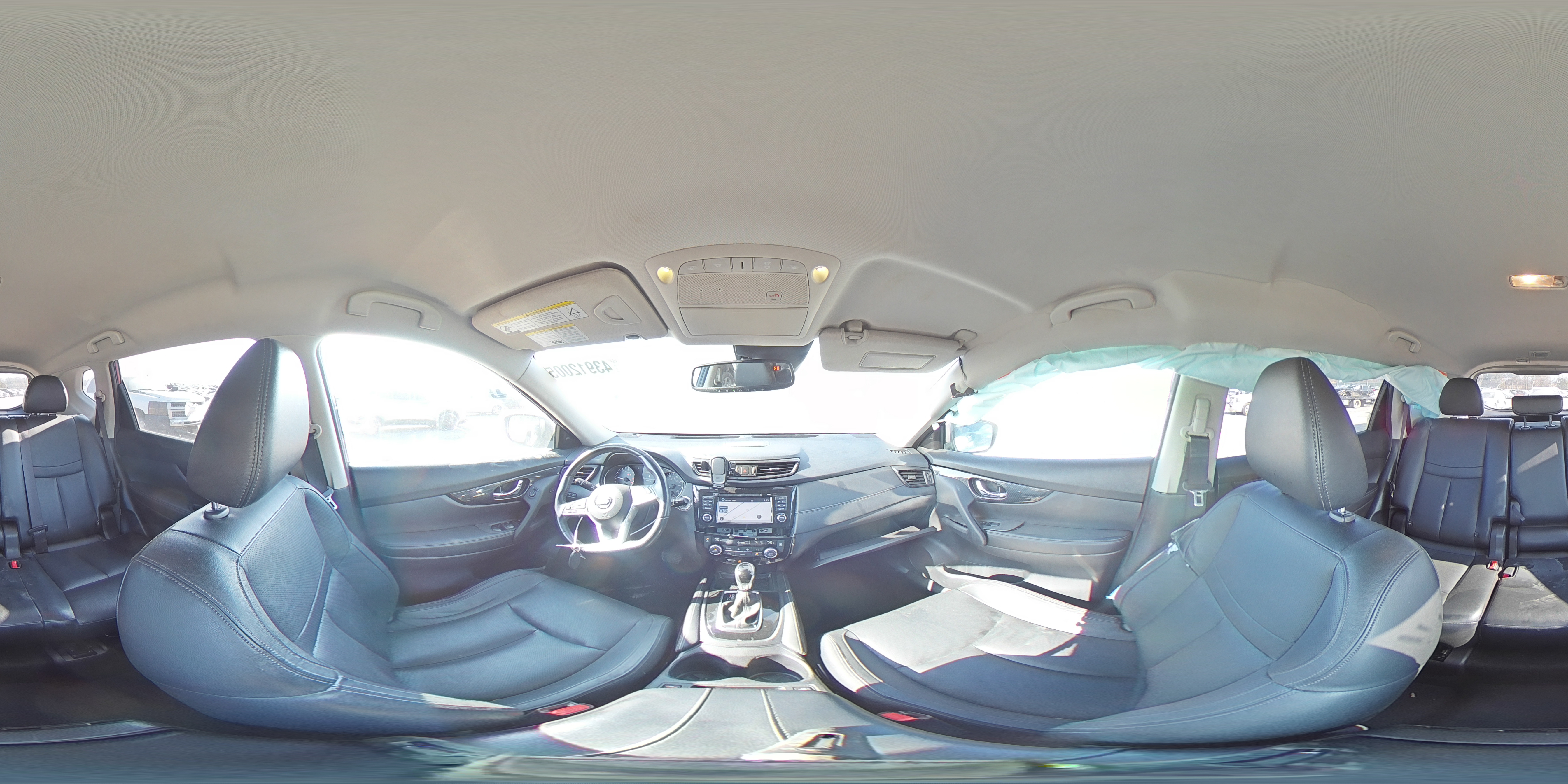 2017 Nissan Rogue - Image 13