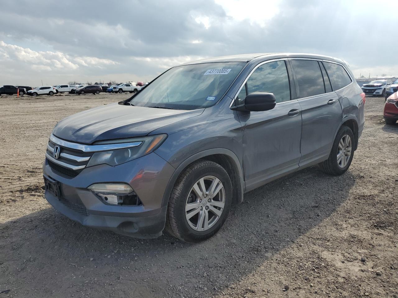 2016 Honda Pilot - Image 1