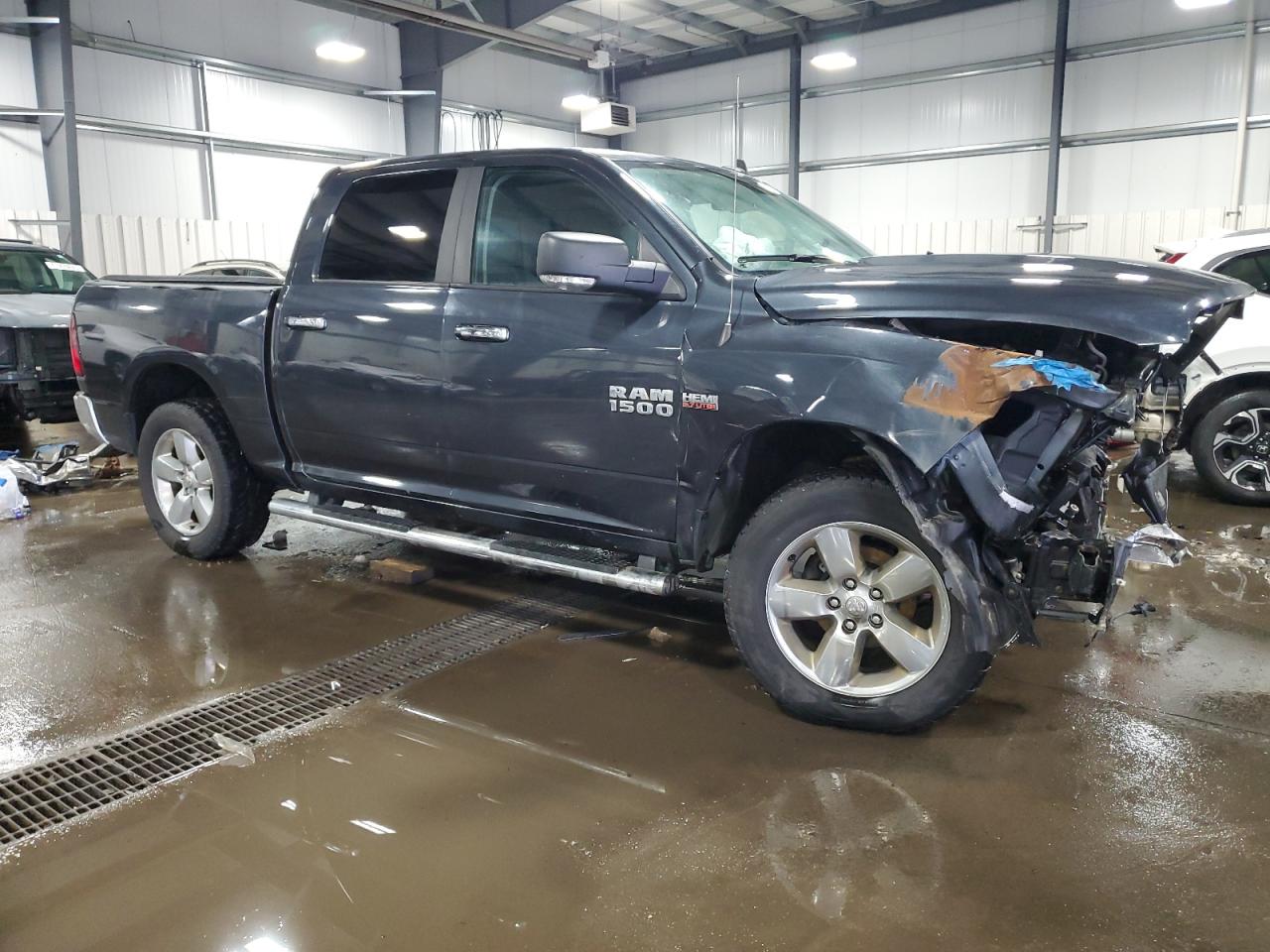 2018 RAM 1500 - Image 4