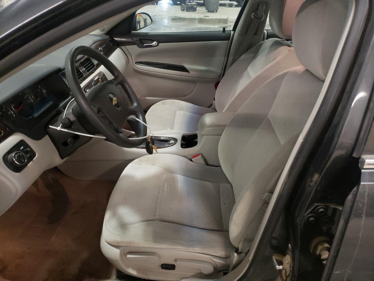 2015 Chevrolet Impala - Image 7