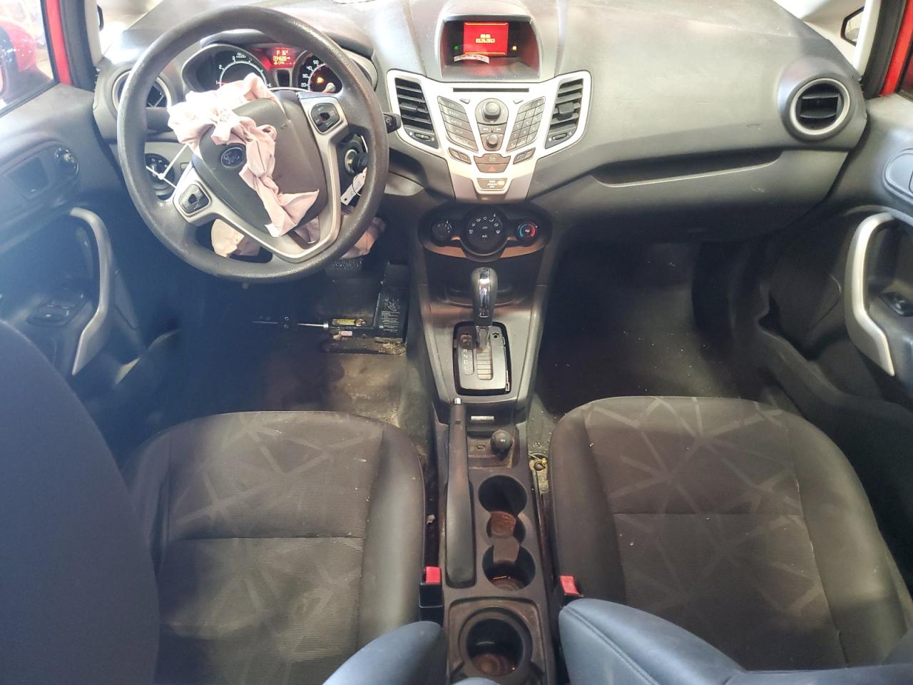 2013 Ford Fiesta - Image 8
