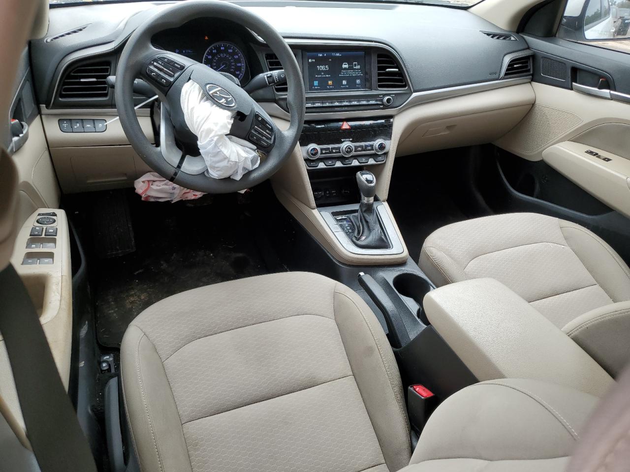 2020 Hyundai Elantra - Image 8