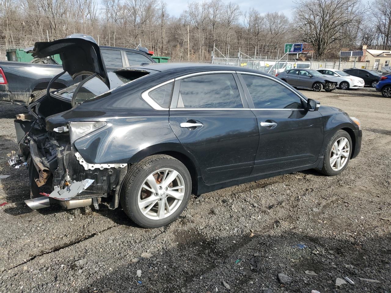 2014 Nissan Altima - Image 3