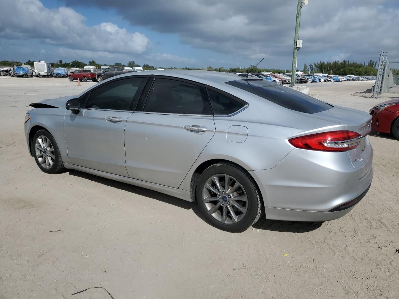 2017 Ford Fusion - Image 2
