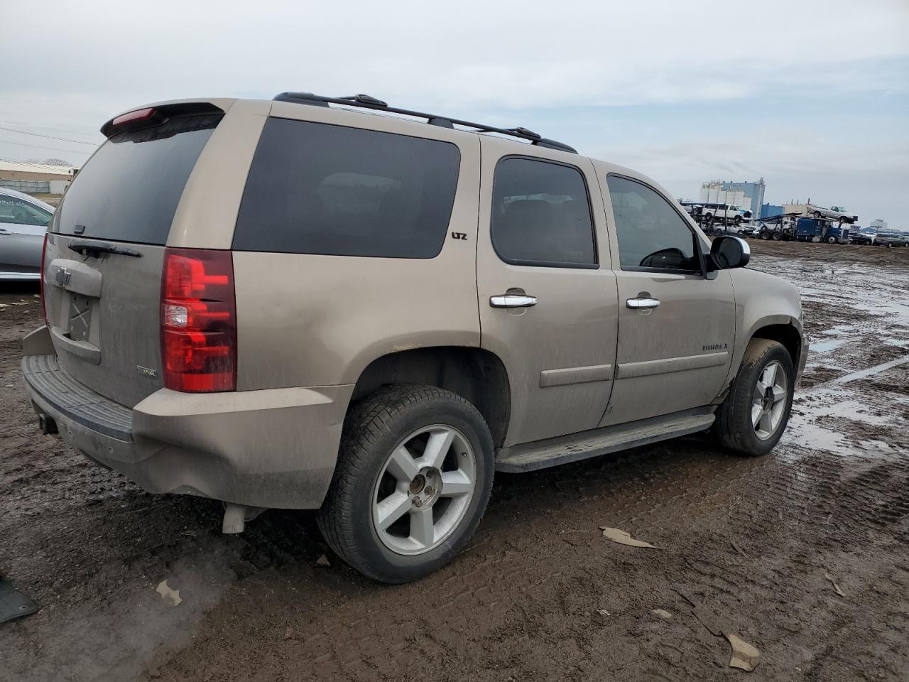 2007 Chevrolet Tahoe - Image 3