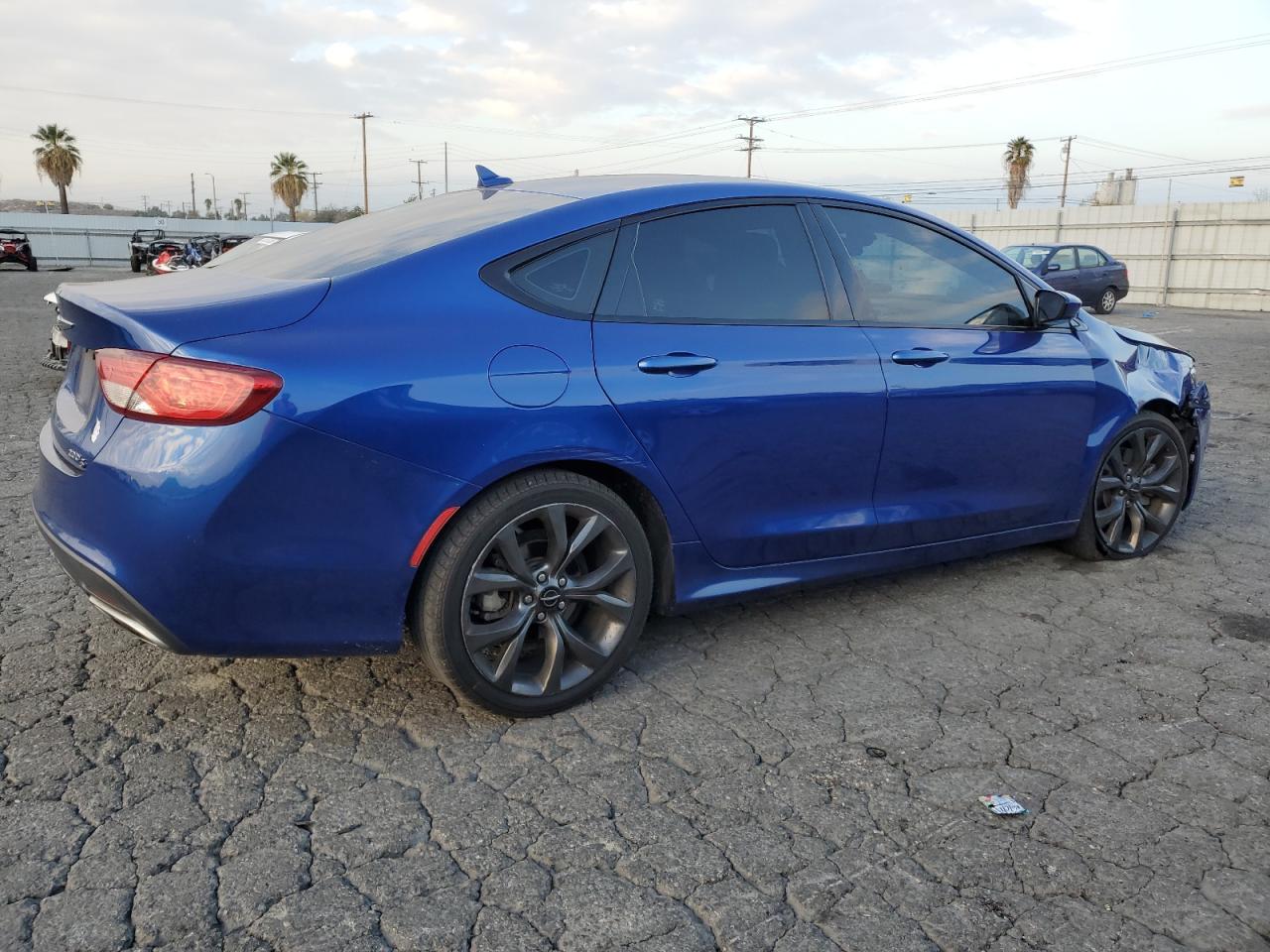 2015 Chrysler 200 - Image 3