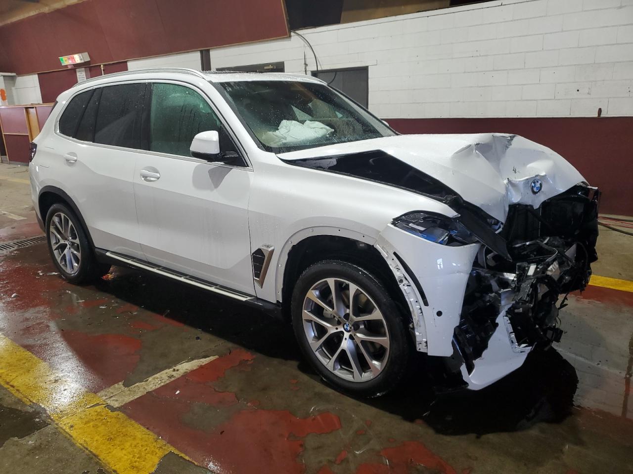 2024 BMW X5 - Image 4