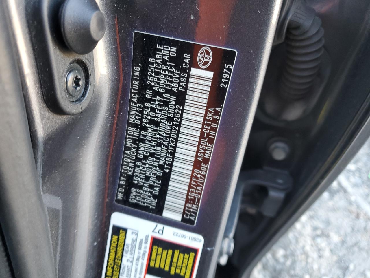 2013 Toyota Camry - Image 12