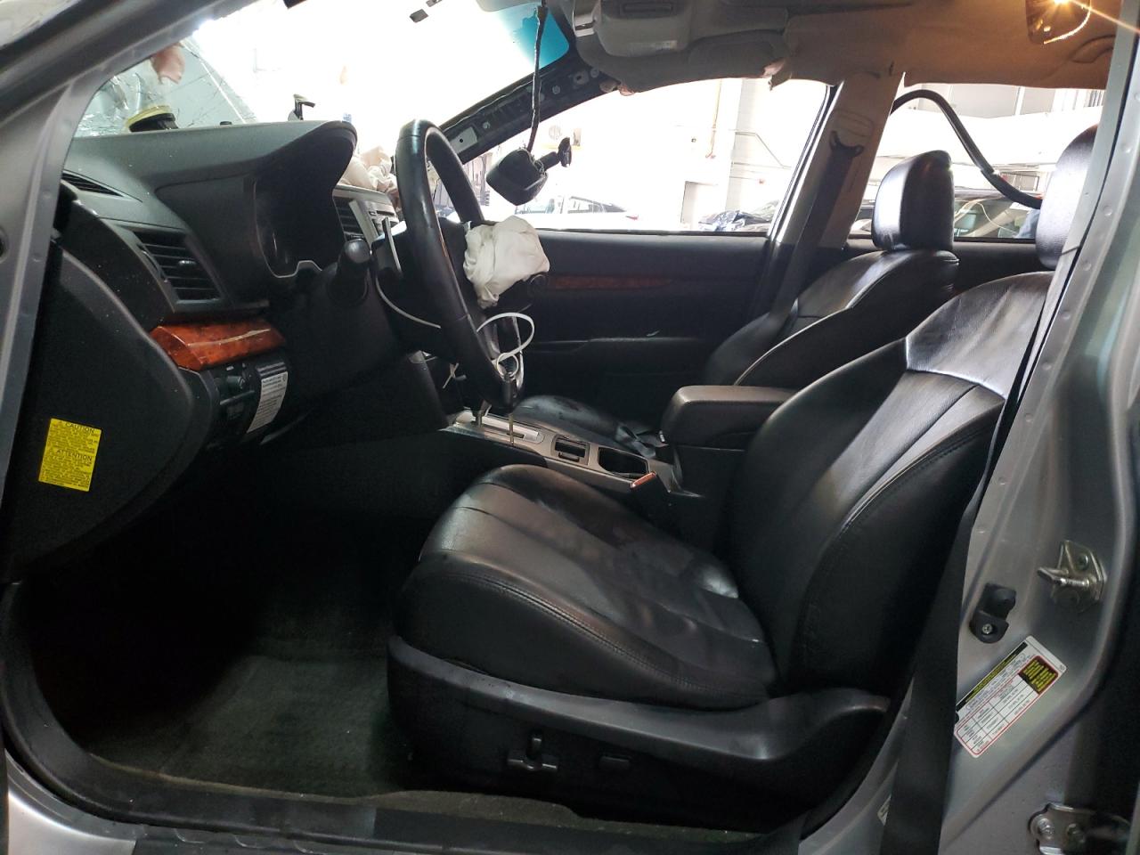 2012 Subaru Outback - Image 7