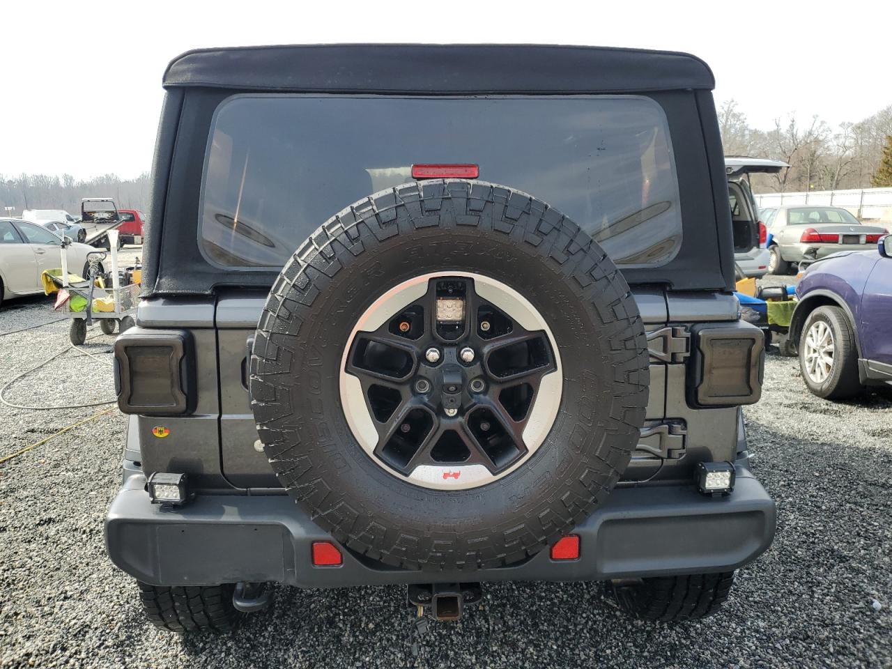 2018 Jeep Wrangler - Image 6