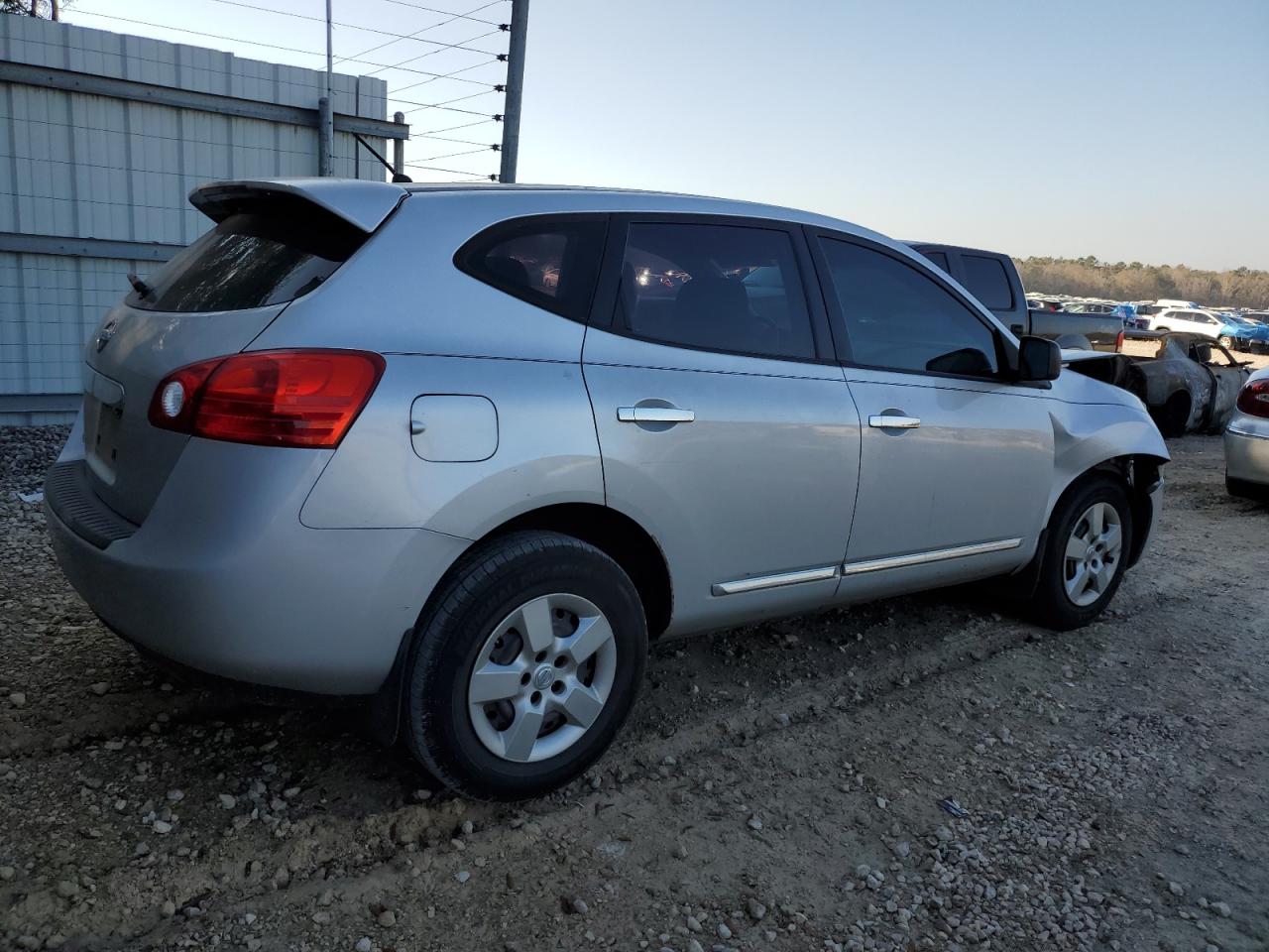 2012 Nissan Rogue - Image 3