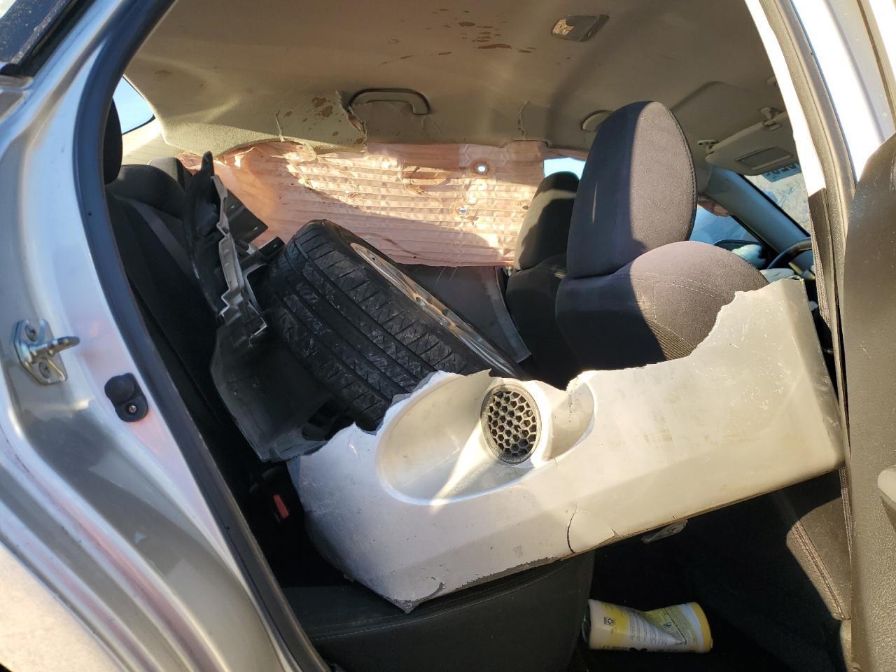 2010 Subaru Impreza - Image 10