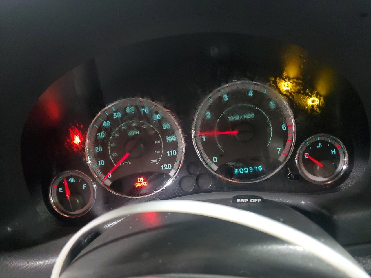 2007 Jeep Liberty (North America) - Image 9