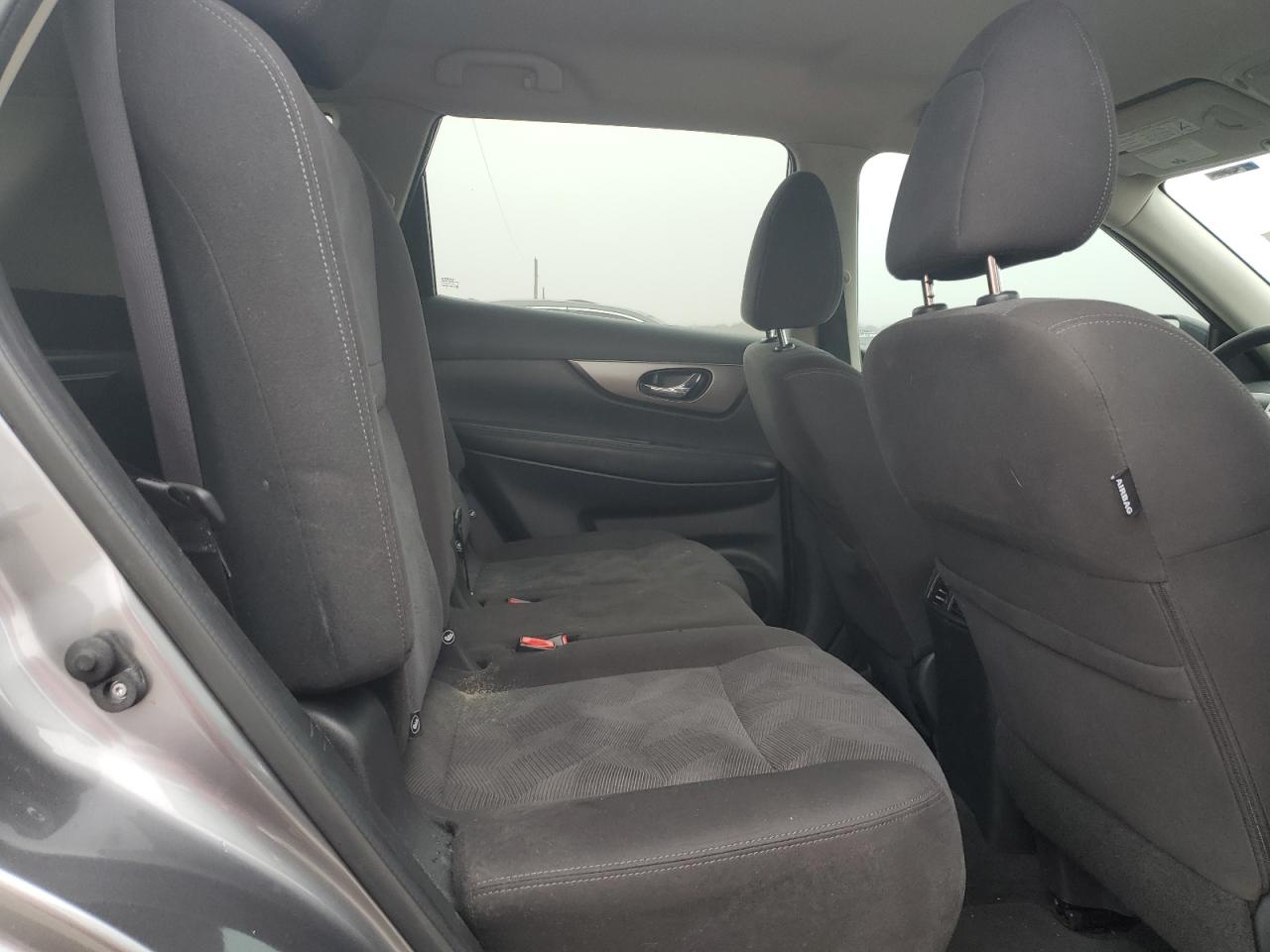 2016 Nissan Rogue - Image 10