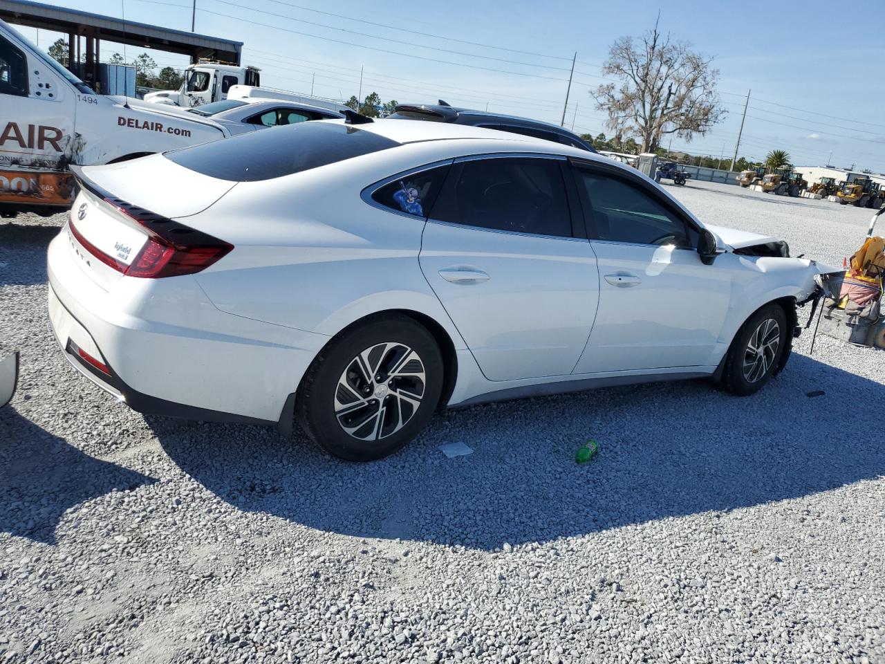 2021 Hyundai Sonata - Image 3